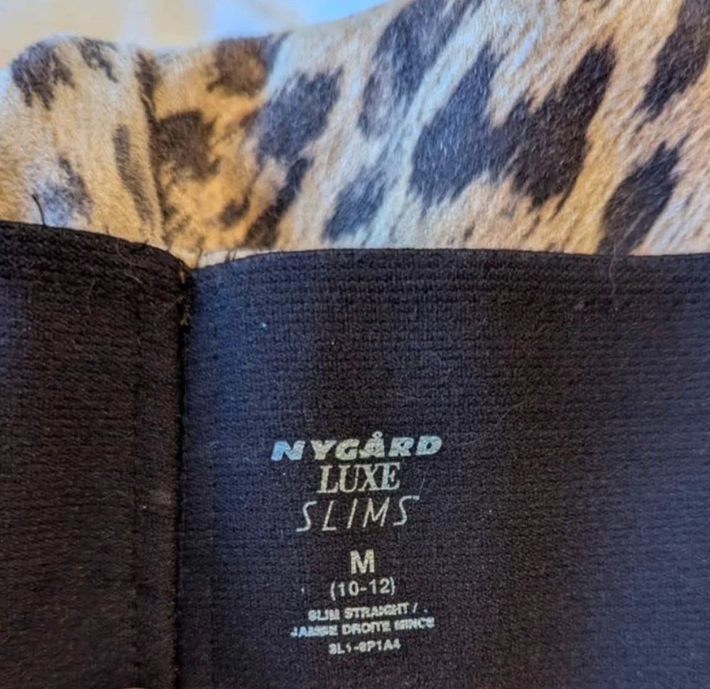 Luxe Slims Leopard Print Pants - Picture 3 of 5